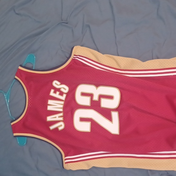 2003 LeBron James rookie jersey - Picture 8 of 10
